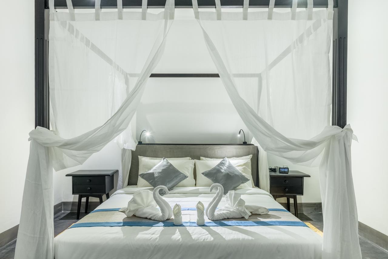 Hotel De L'Homme Phnom Penh Zewnętrze zdjęcie