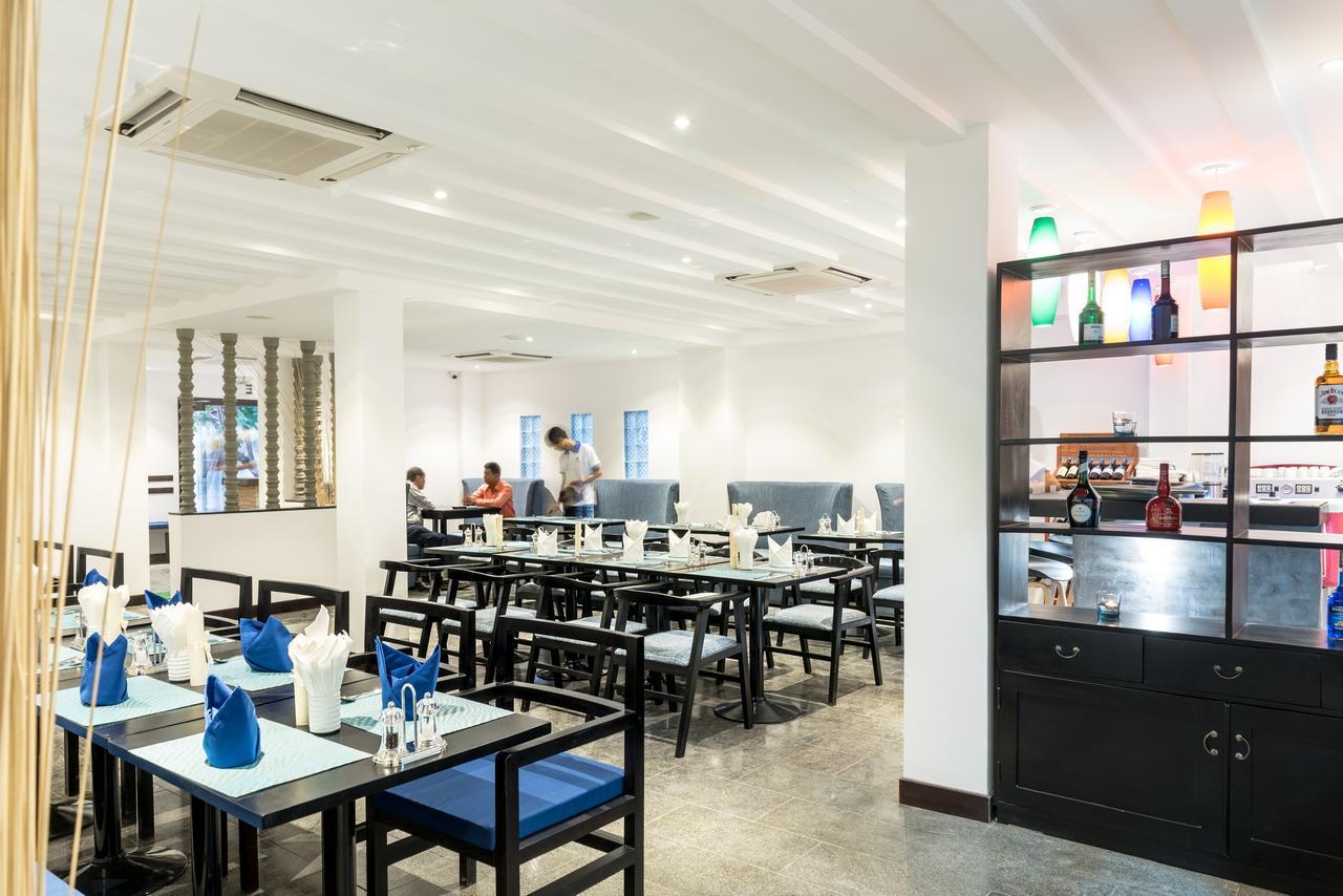 Hotel De L'Homme Phnom Penh Zewnętrze zdjęcie