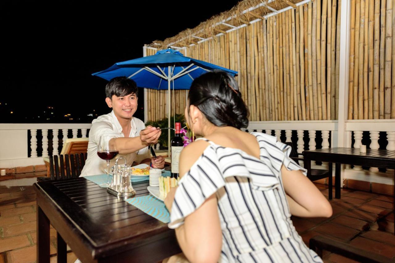 Hotel De L'Homme Phnom Penh Zewnętrze zdjęcie